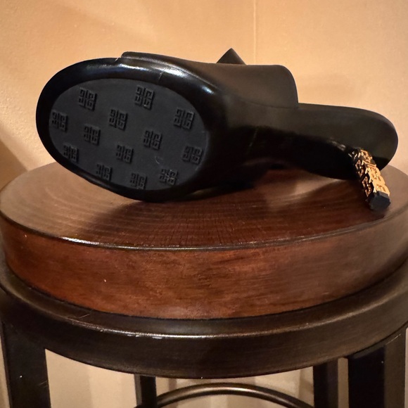 Givenchy G Cube Leather Mules Brand New Sheer Elegance - Picture 3 of 8